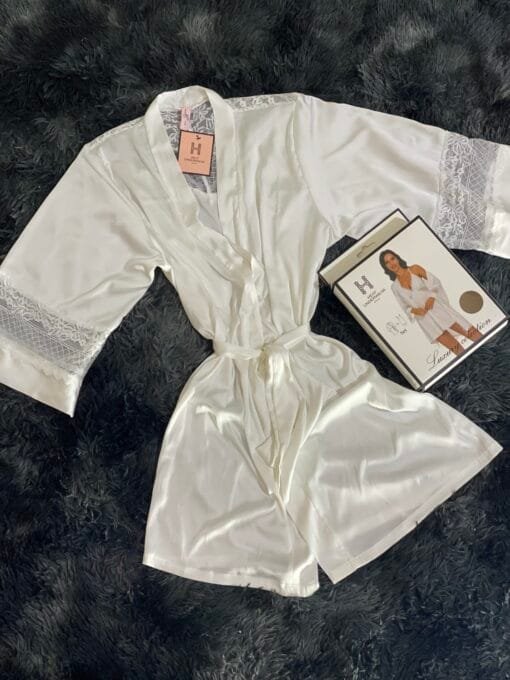 Ensemble nuisette peignoir + bas " Blanc " – Image 2