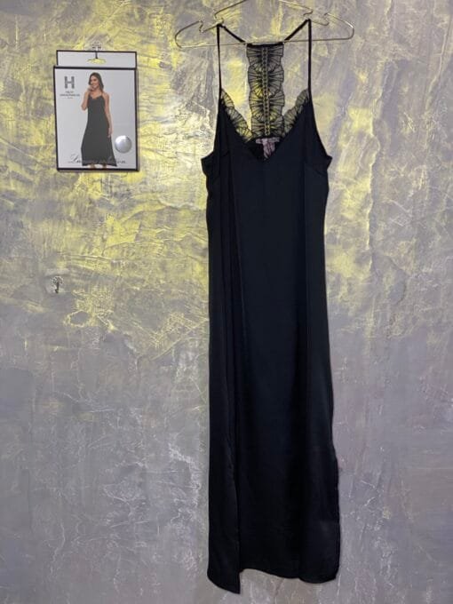 Nuisette Longue En Satin " Noir "
