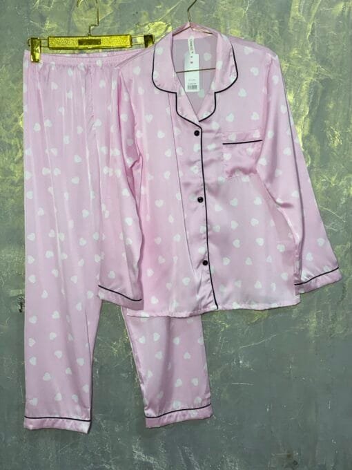 Pyjama Boutonnée En Satin " Rose coeur "