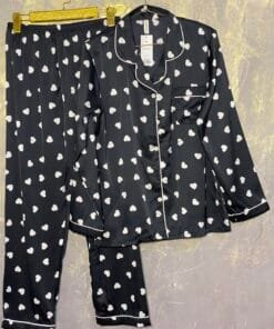 Pyjama Boutonnée En Satin " Noir coeur "