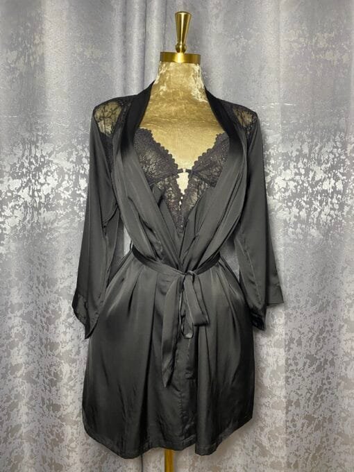 Ensemble Nuisette Peignoir " Noir "