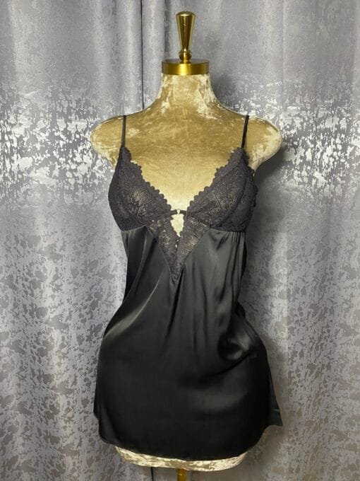 Ensemble Nuisette Peignoir " Noir " – Image 4