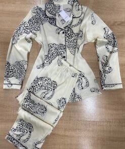 Pyjama Boutonnée En Satin " Beige "