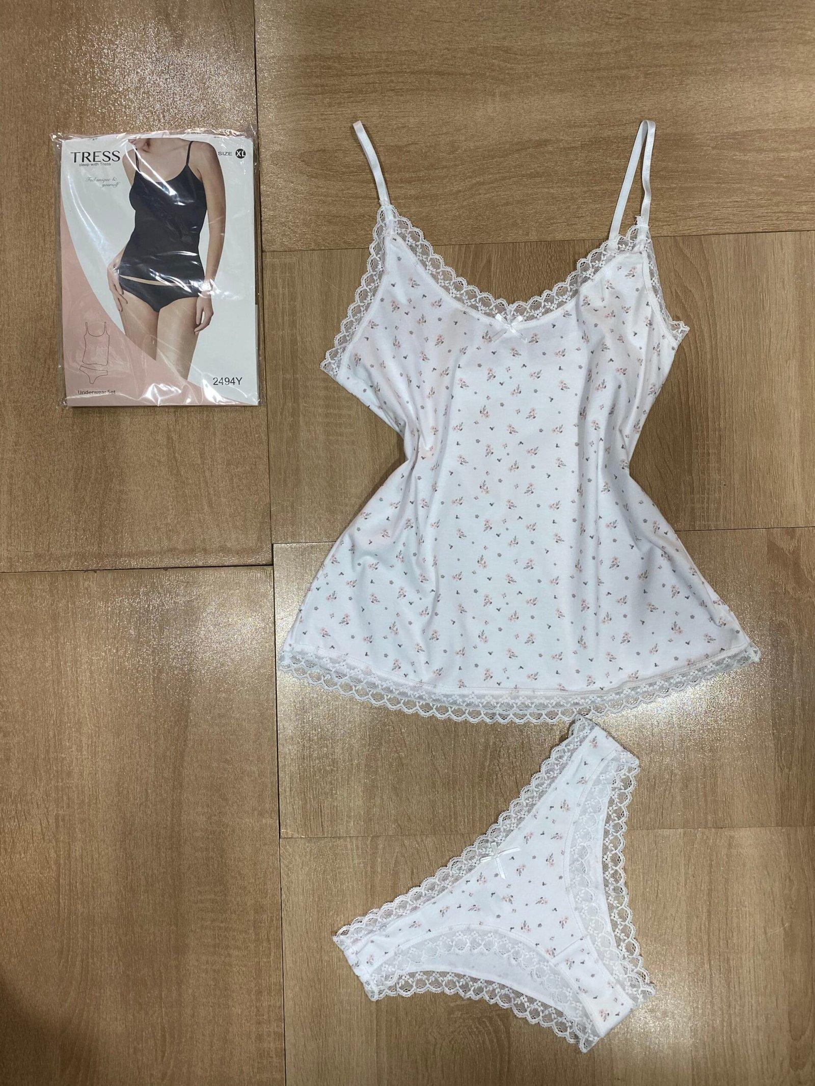 Bustier - Culotte ' Rose a fleurs ' Tress