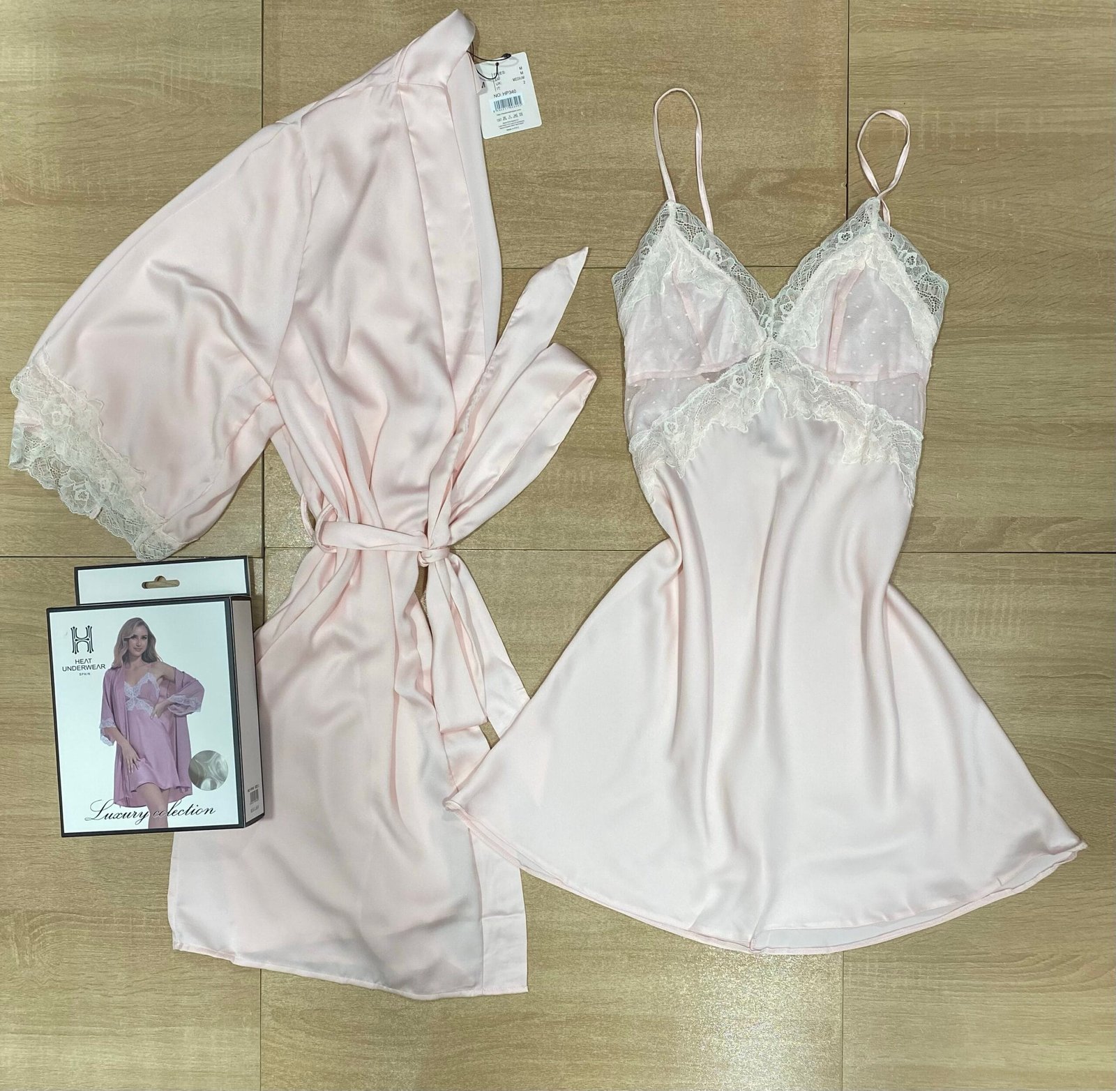 Nuisette Peignoir ' Rose ' en satin