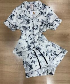 Pyjama short boutonnée ‘ Papillion ‘ en satin