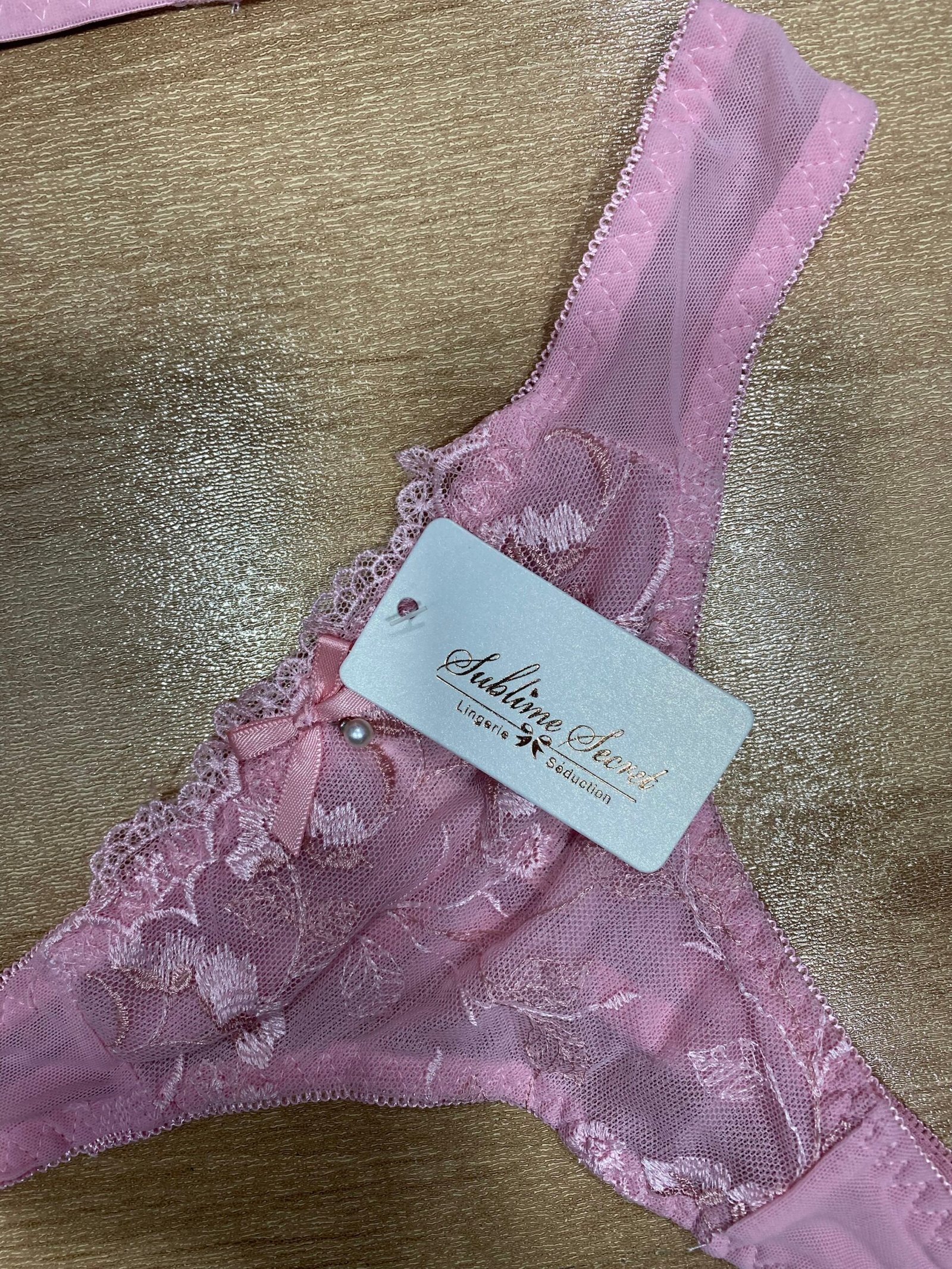 Ensemble Soutien - String " Rose " détails en dentelle – Image 3