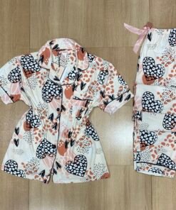 Pyjama Boutonnée ' Crème multi ' Demi-manche