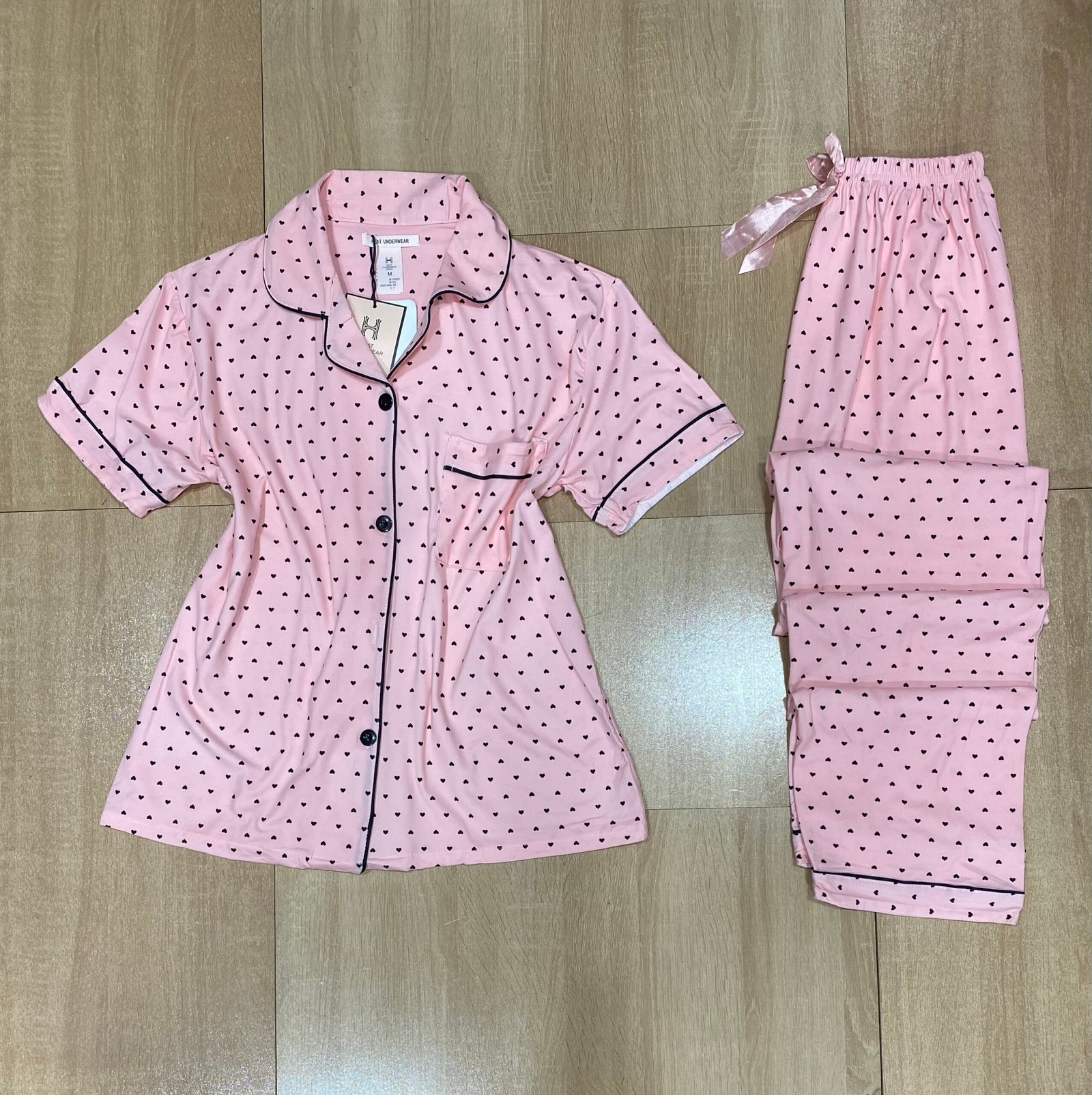 Pyjama Boutonnée ' Rose petit poids Noir ' Demi-manche