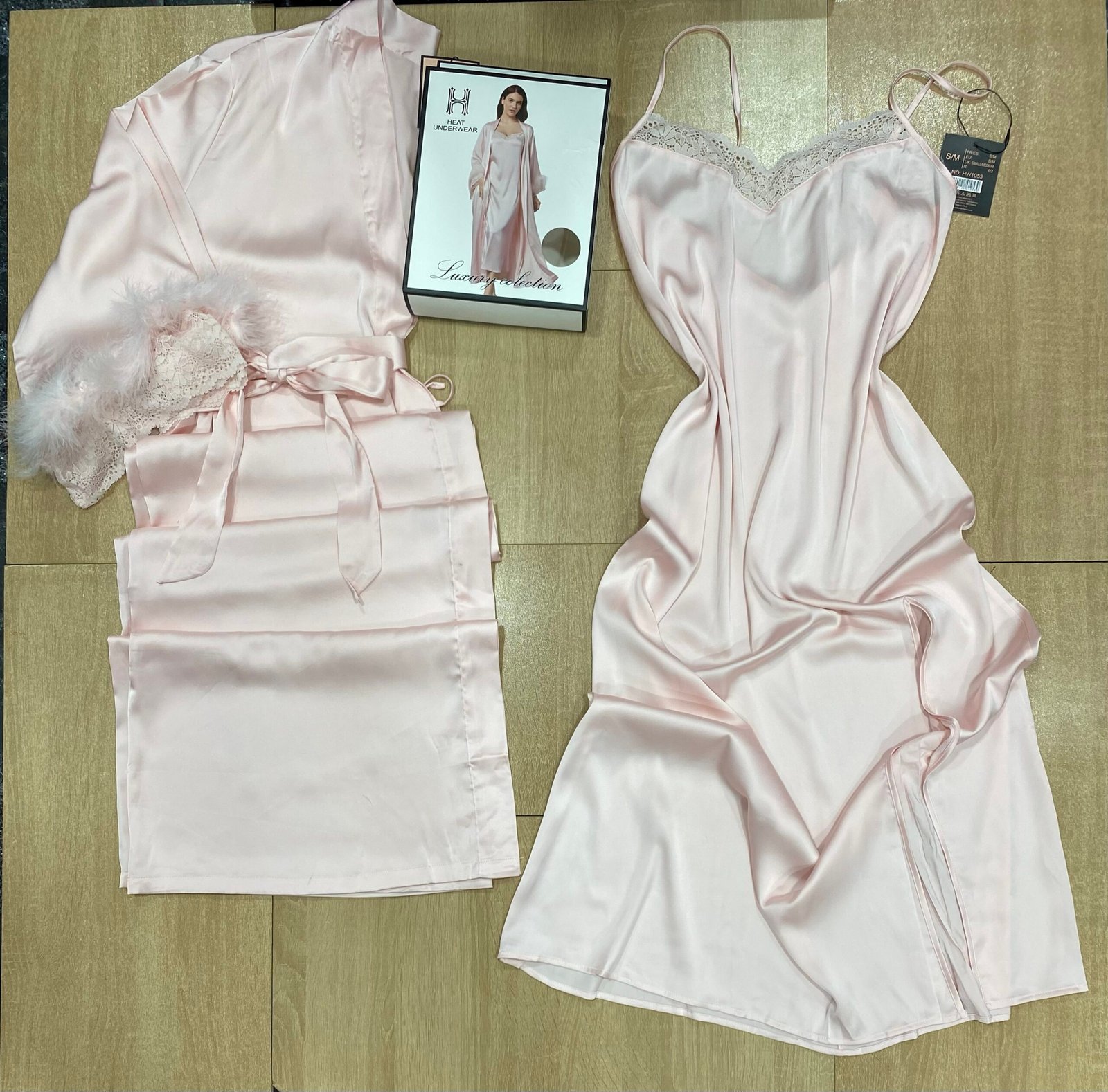 Nuisette Peignoir En Satin Long ‘ Rose ´