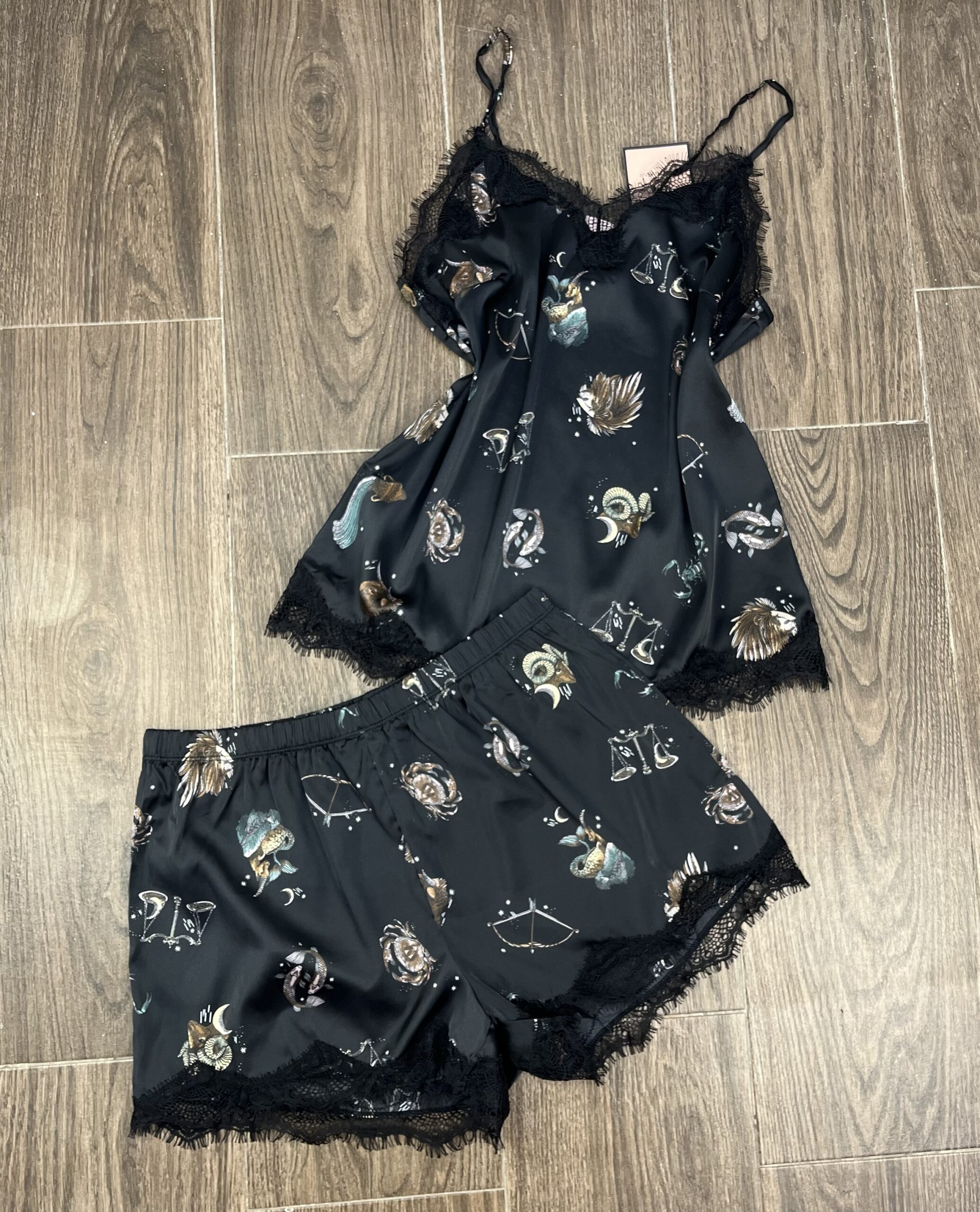 Short Bustier " Noir " En Satin