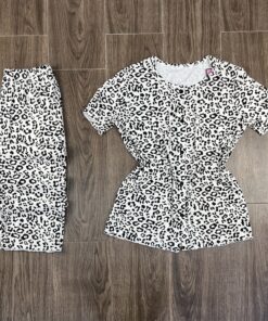 Pyjama Boutonnée " Blanc motif " en Cotton demi manche