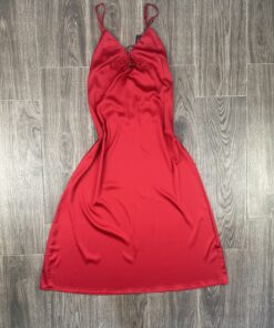 Nuisette Longue En Satin ‘ Rouge ‘