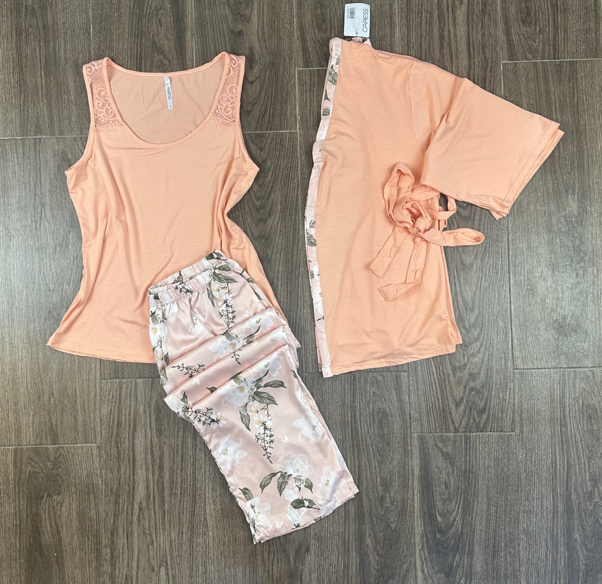 Pyjama 3 pièces " Saumon " Bas En Satin