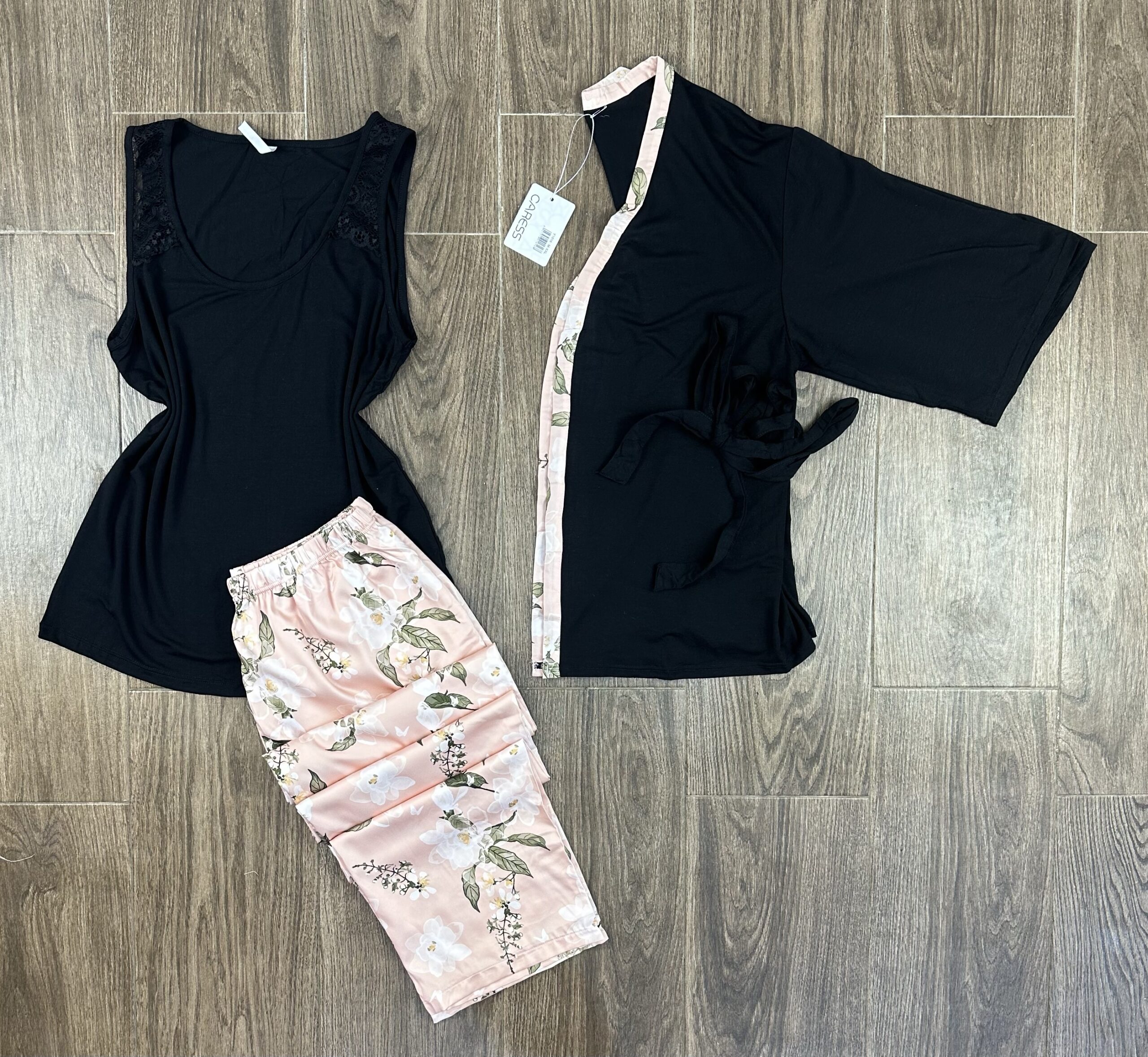 Pyjama 3 pièces " Noir " Bas En Satin
