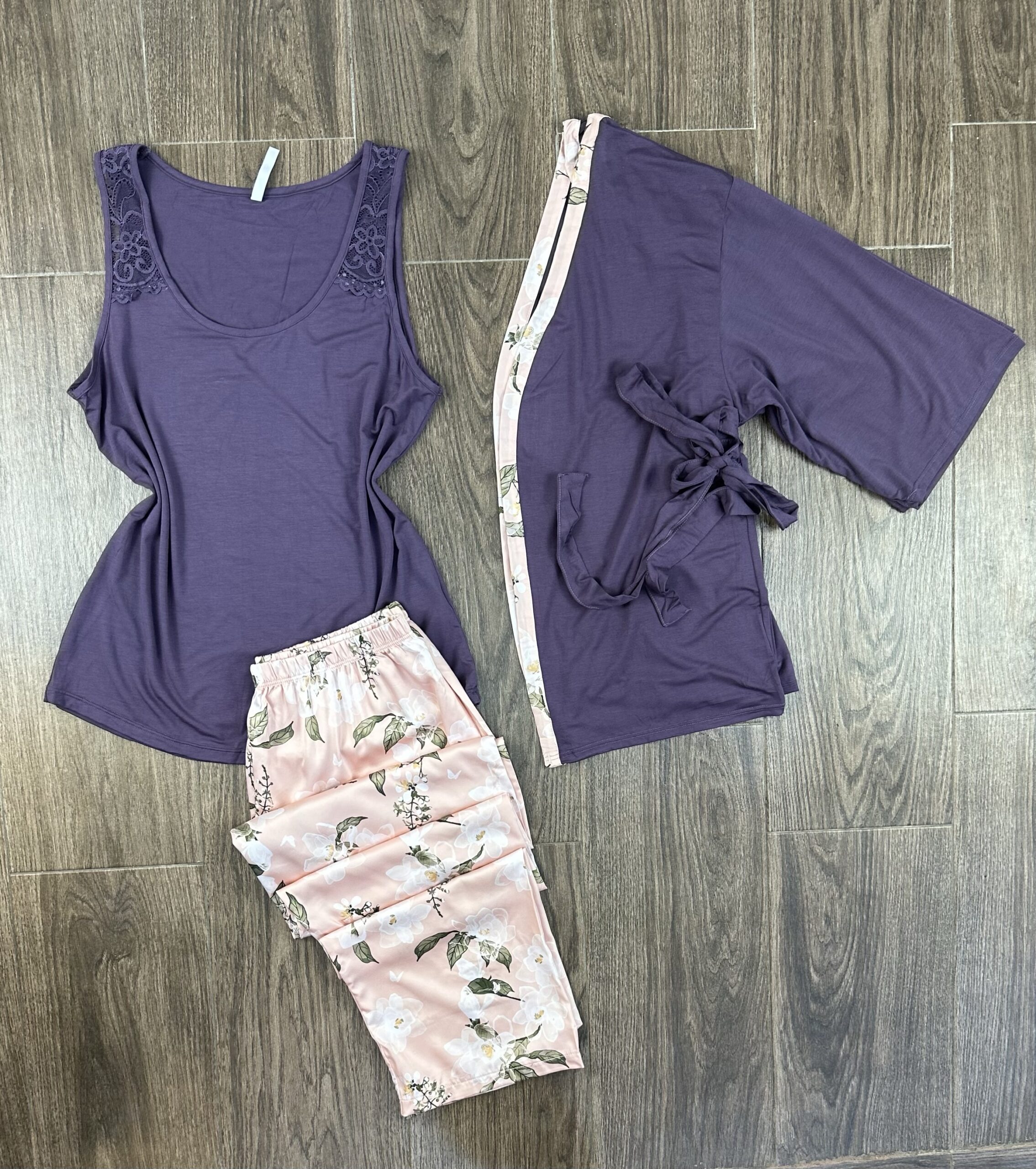 Pyjama 3 pièces " Violet " Bas En Satin