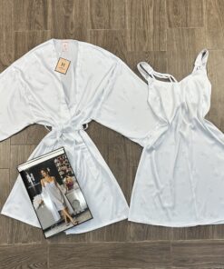 Ensemble Nuisette Peignoir " Blanc " en satin