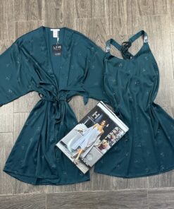 Ensemble Nuisette Peignoir " Vert émeraude  " en satin