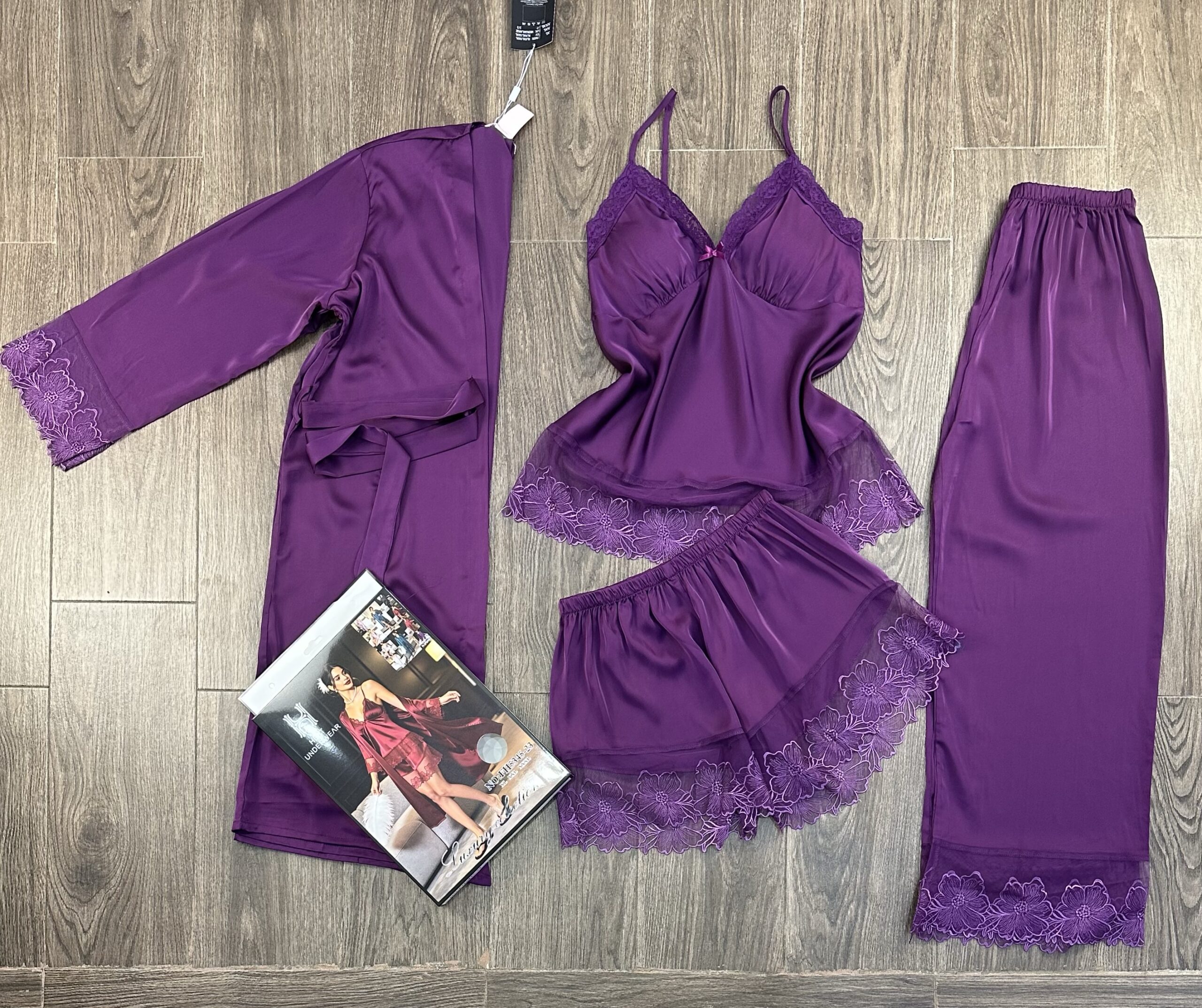 Ensemble 4 pcs " Violet "