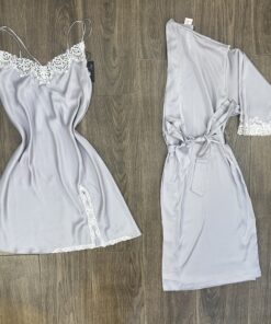Ensemble nuisette peignoir ‘ Mauve ‘